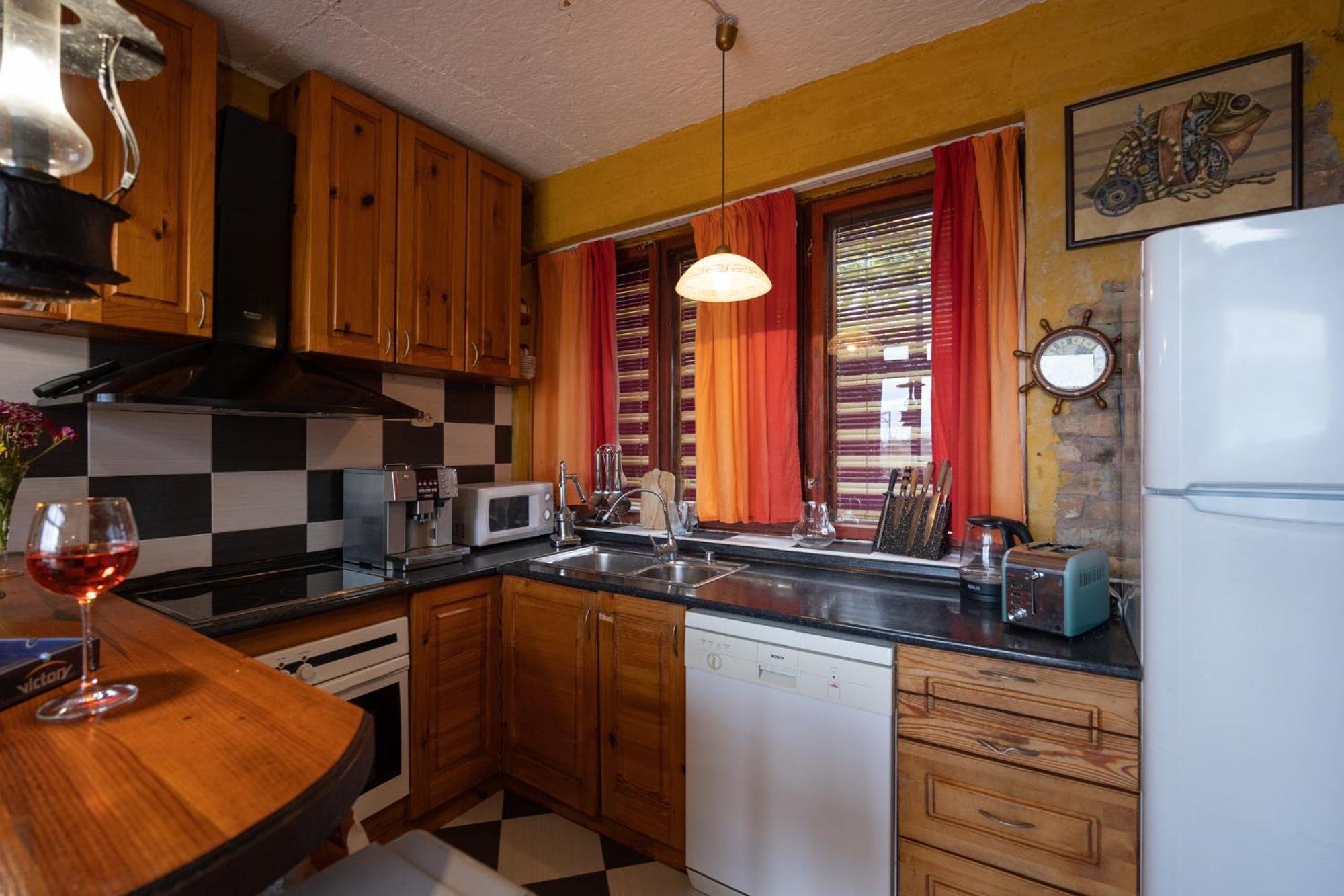 Casa De Artes Guest House Balchik Ngoại thất bức ảnh