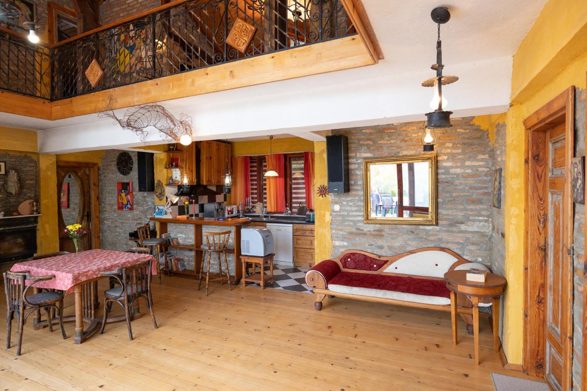 Casa De Artes Guest House Balchik Ngoại thất bức ảnh